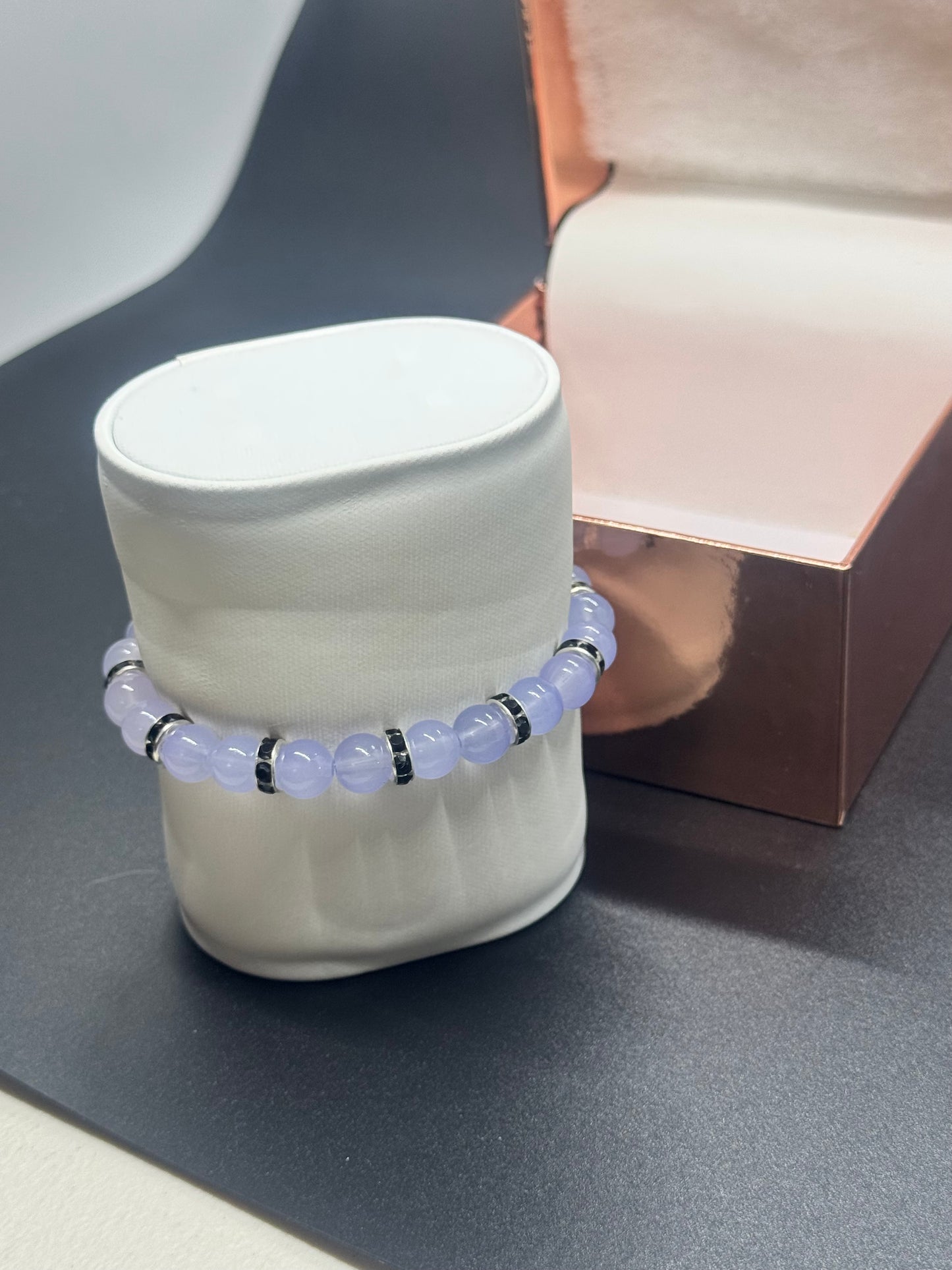 Glass Bead Bracelet #124 – Light Purple with Silver Accents
