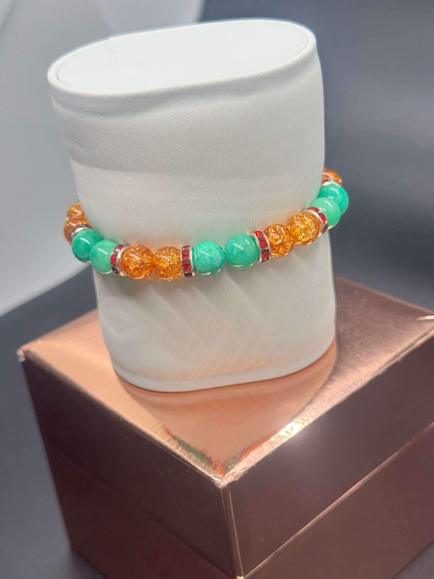 Friendship Bracelet Set #122 – Orange & Green Crackle Beads