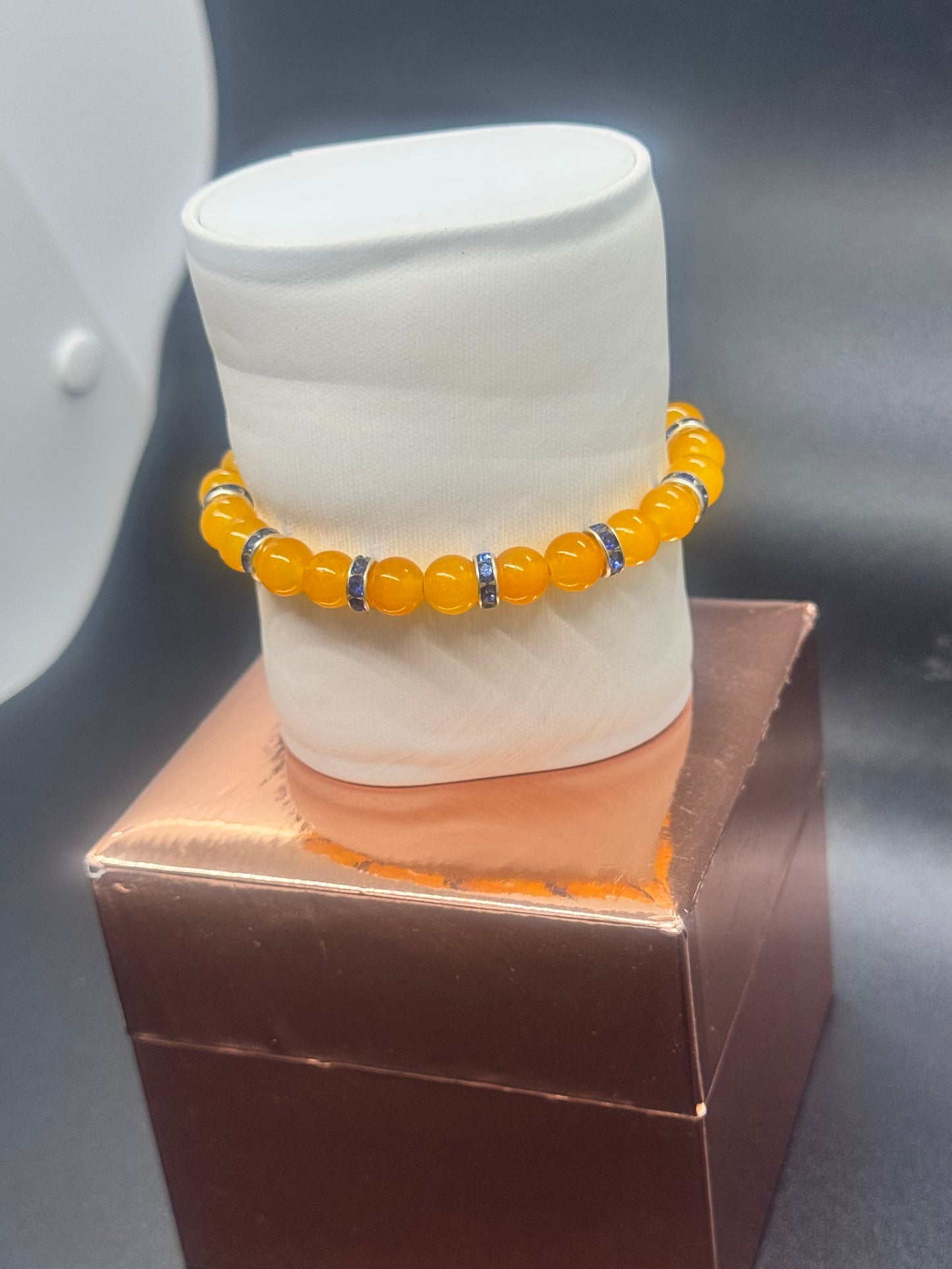 Glass Bead Bracelet #137 – Yellow Beads with Silver & Dark Blue Crystals