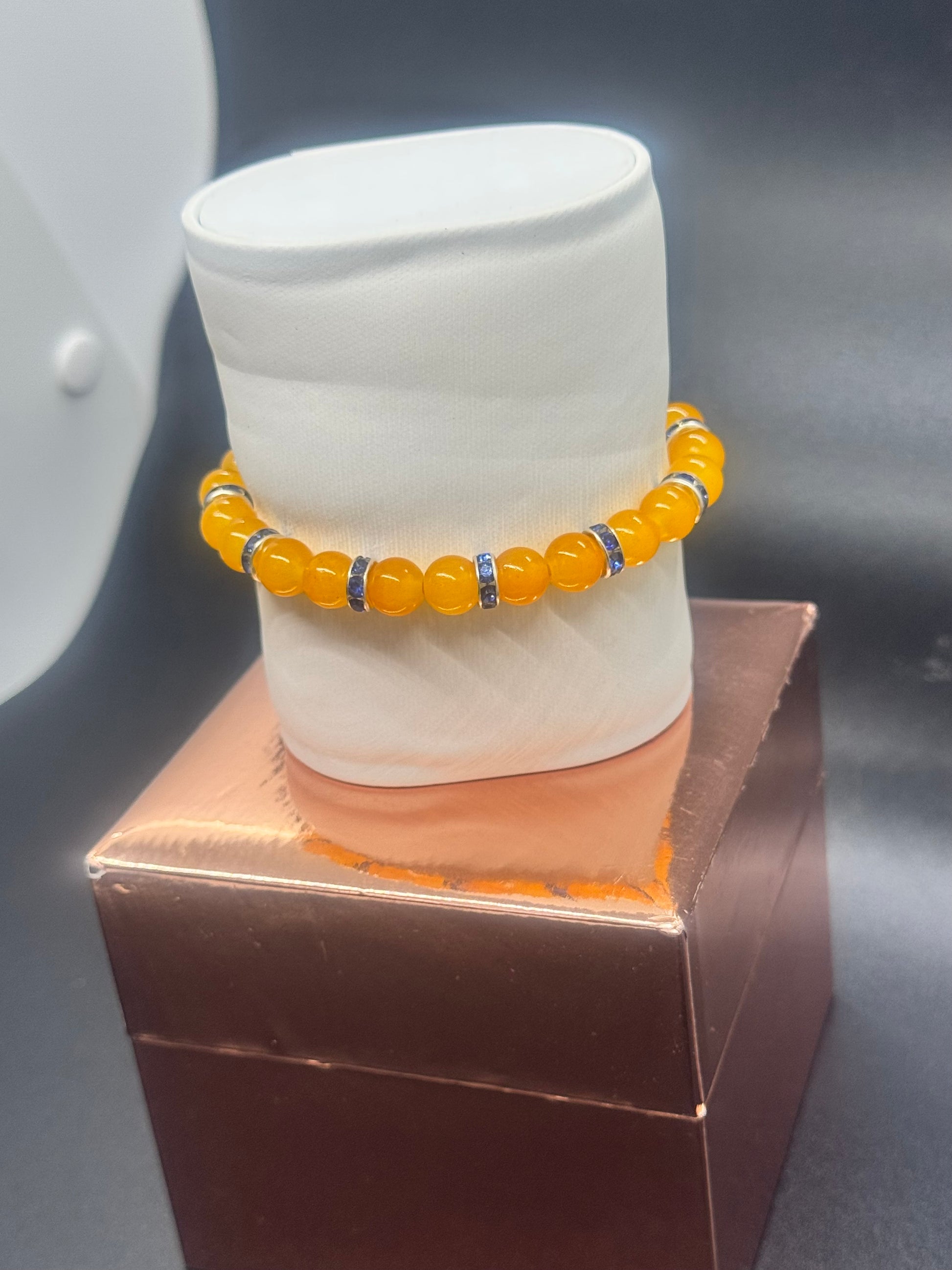 Glass Bead Bracelet #137 – Yellow Beads with Silver & Dark Blue Crystals