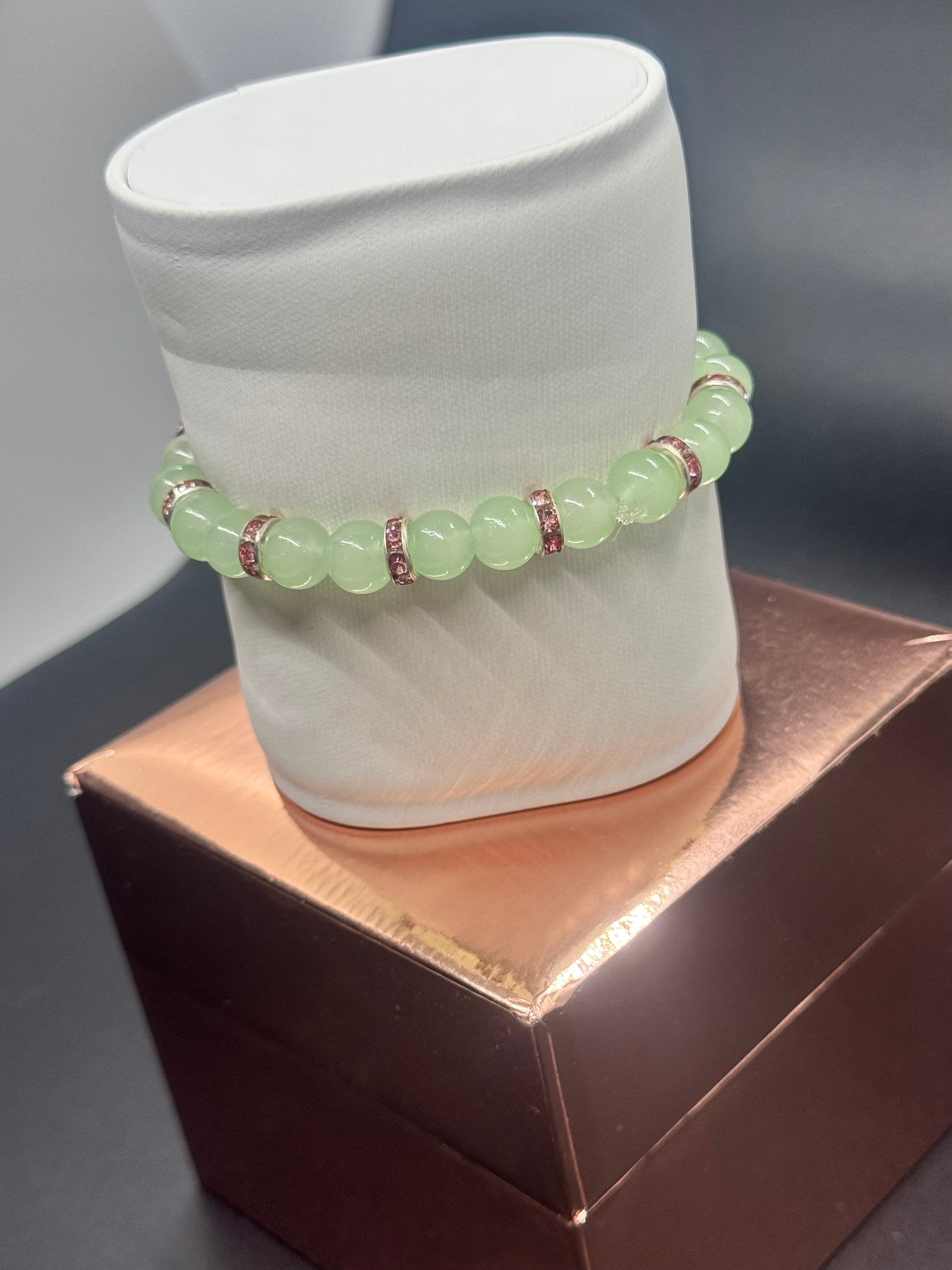 Glass Bead Bracelet #175 – Elegant Mint Green & Pink Crystal