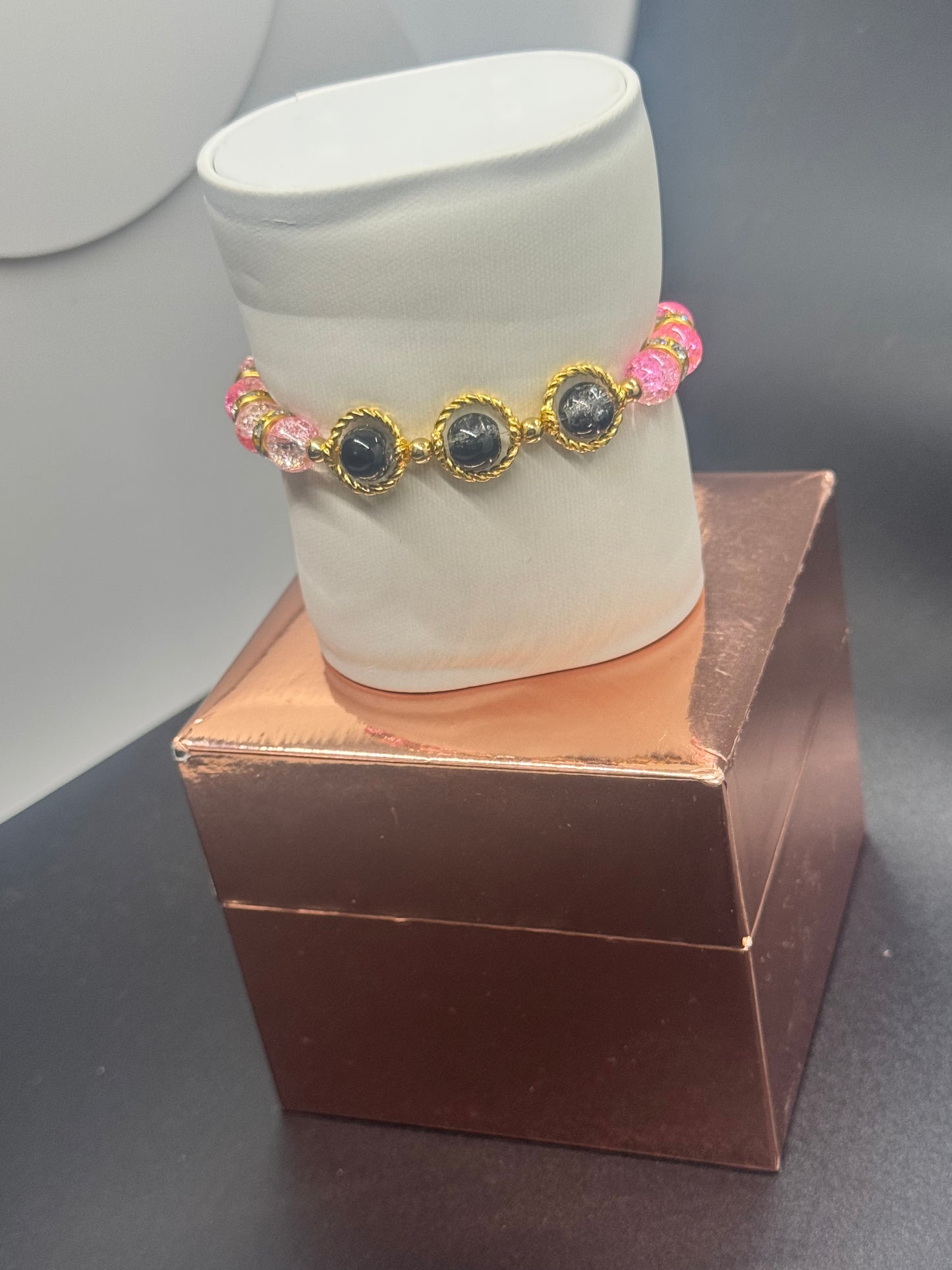 Fancy Bead Bracelet #117 – Pink, Black & Clear Crackle Beads