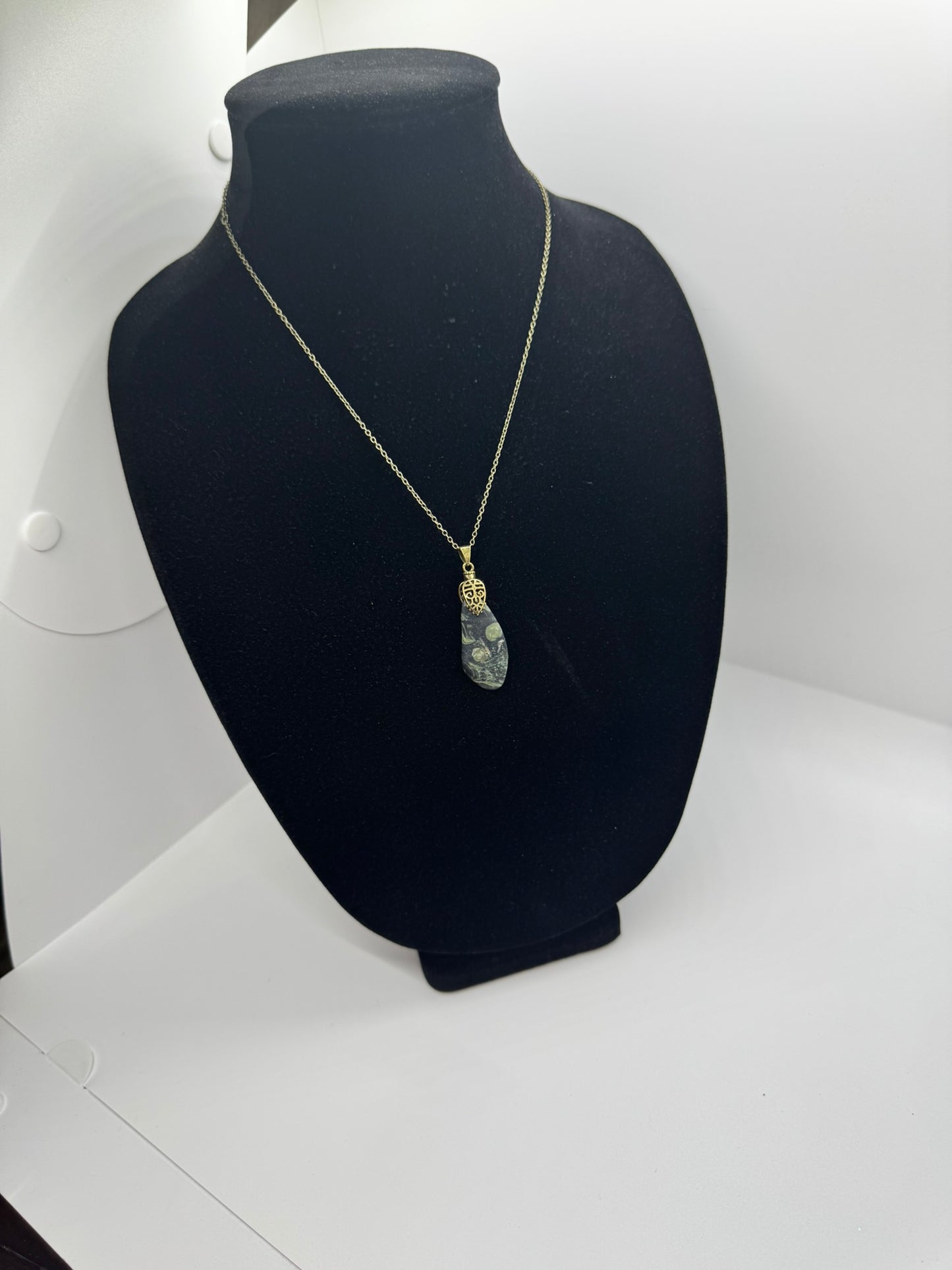 Authentic Kamamba Jasper Necklace – 18" Copper Chain # 410