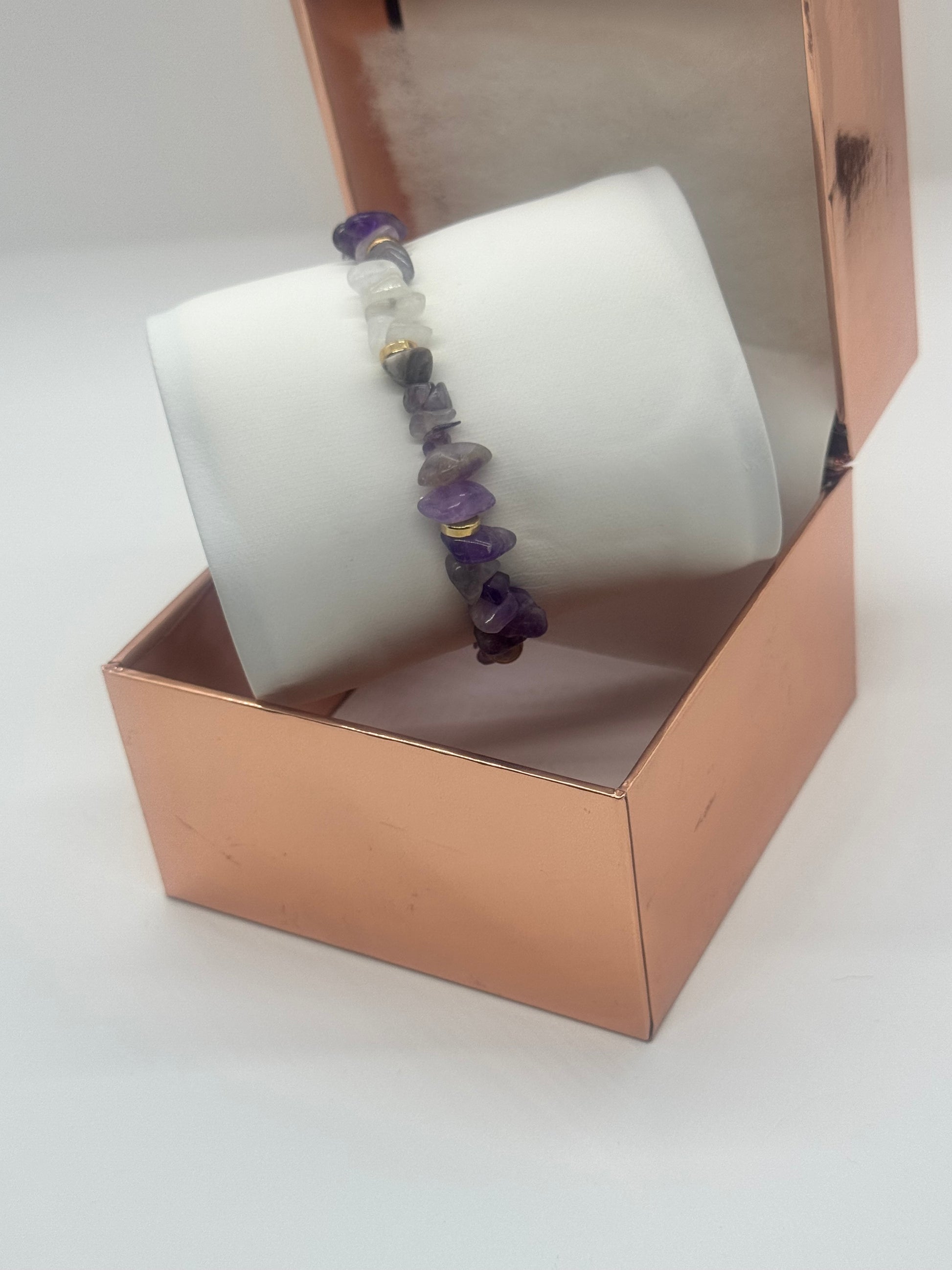 Crystal Bracelet #31 – Amethyst & Clear Quartz Healing Stones